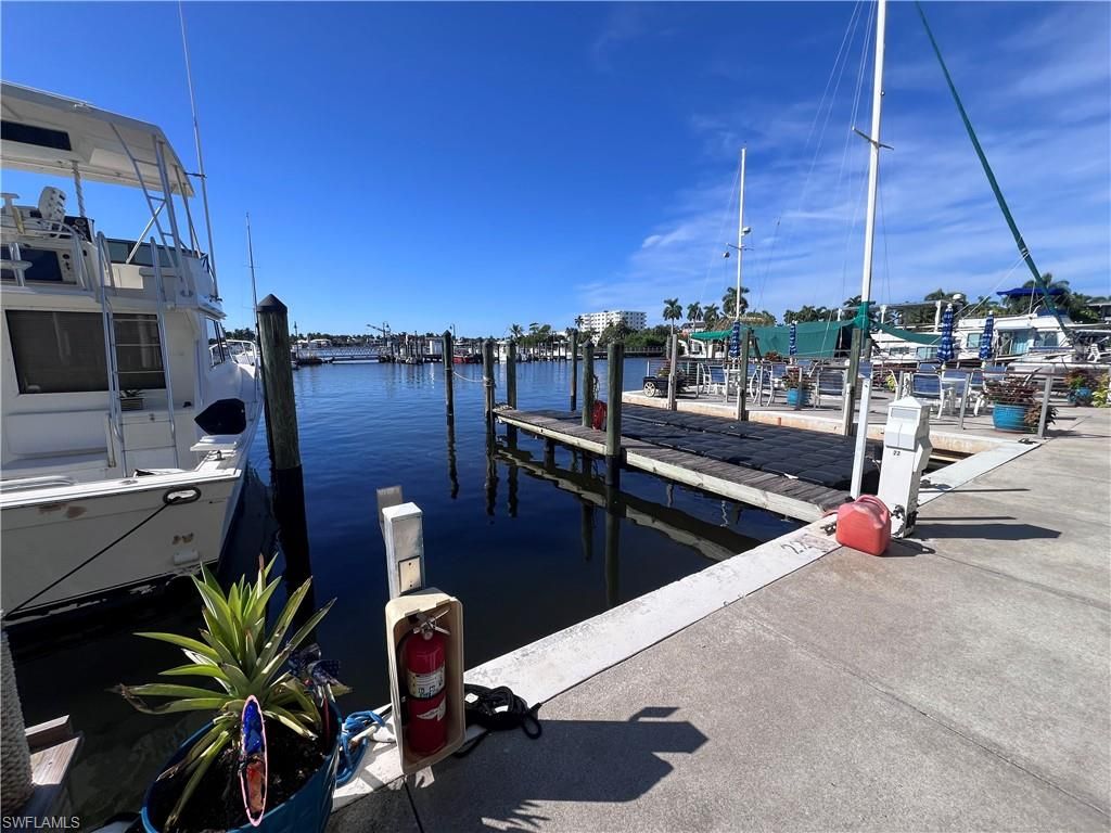900 Broad Ave S. BS-22, NAPLES, FL 34102 — photo 2