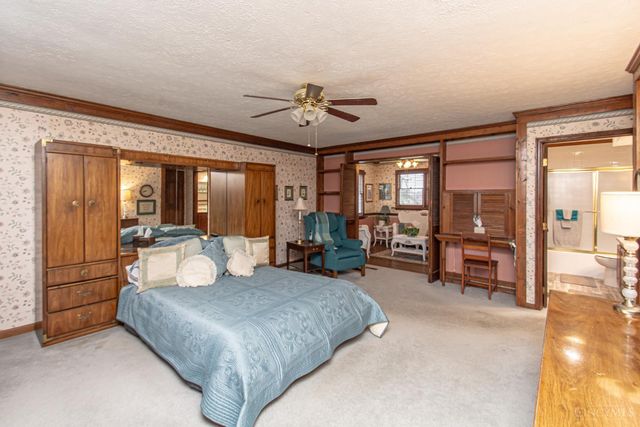 471 Roselake Drive, Centerville, OH 45458