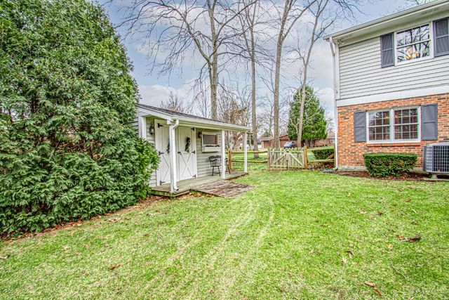 471 Roselake Drive, Centerville, OH 45458