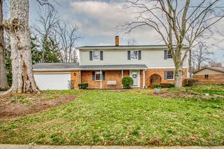 471 Roselake Drive, Centerville, OH 45458