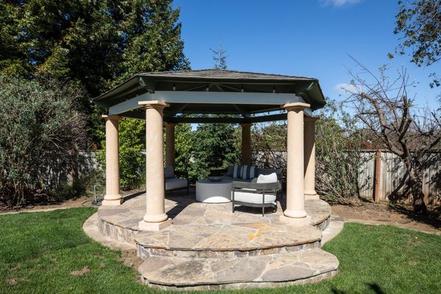 253 Fremont Avenue, Los Altos, CA 94024