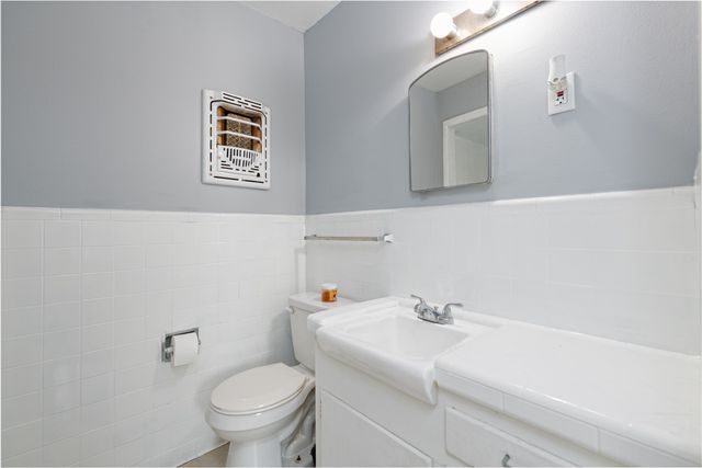 1704 E 14th Street, Sweetwater, TX 79556