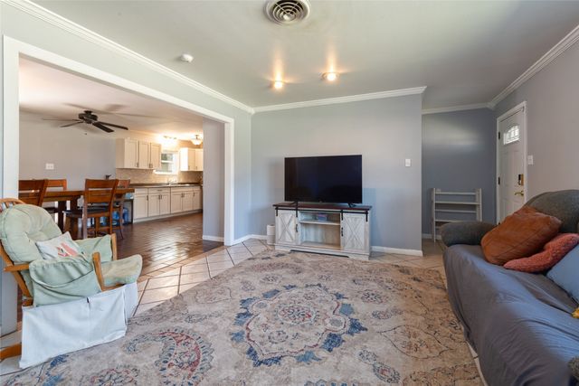 1704 E 14th Street, Sweetwater, TX 79556