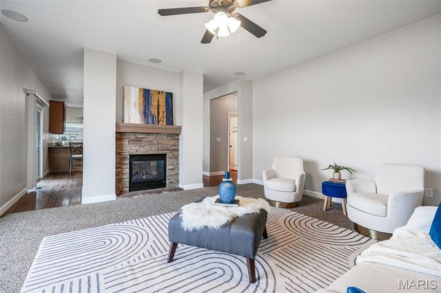 980 Carnegie Knolls Drive, O'fallon, IL 62269