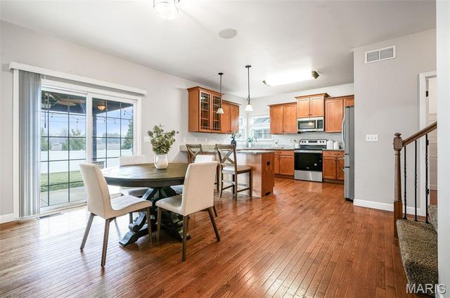 980 Carnegie Knolls Drive, O'fallon, IL 62269