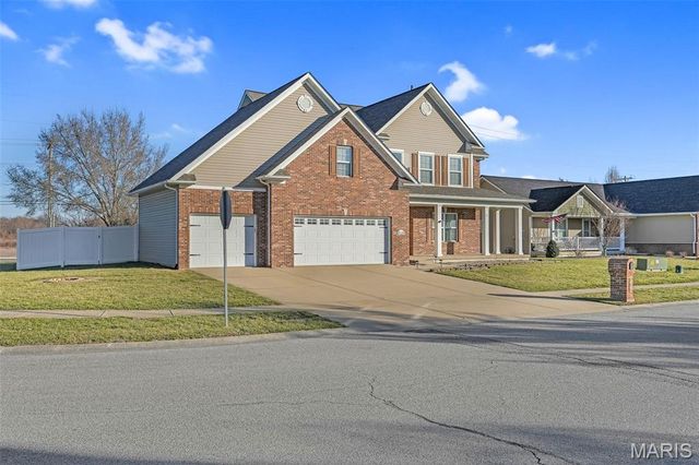 980 Carnegie Knolls Drive, O'fallon, IL 62269