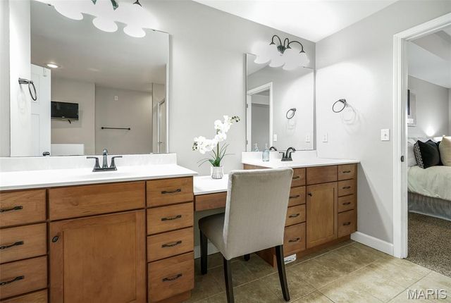 980 Carnegie Knolls Drive, O'fallon, IL 62269