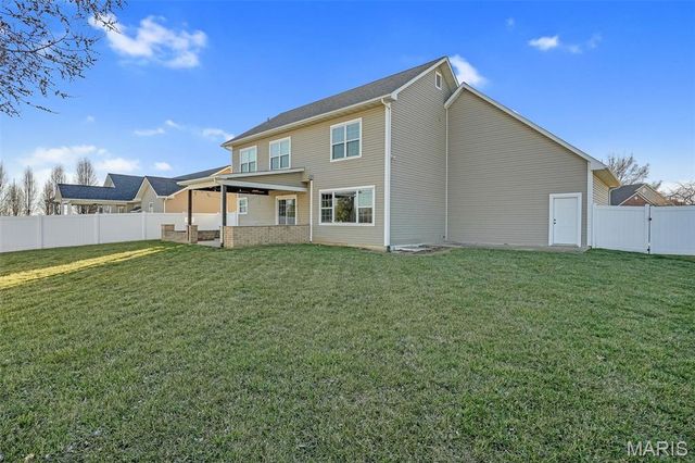 980 Carnegie Knolls Drive, O'fallon, IL 62269