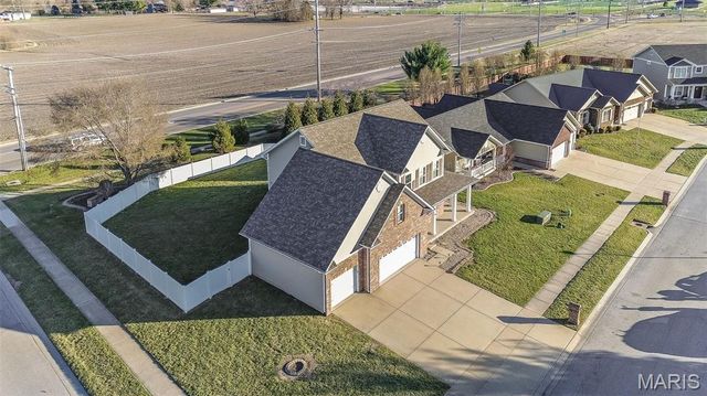 980 Carnegie Knolls Drive, O'fallon, IL 62269