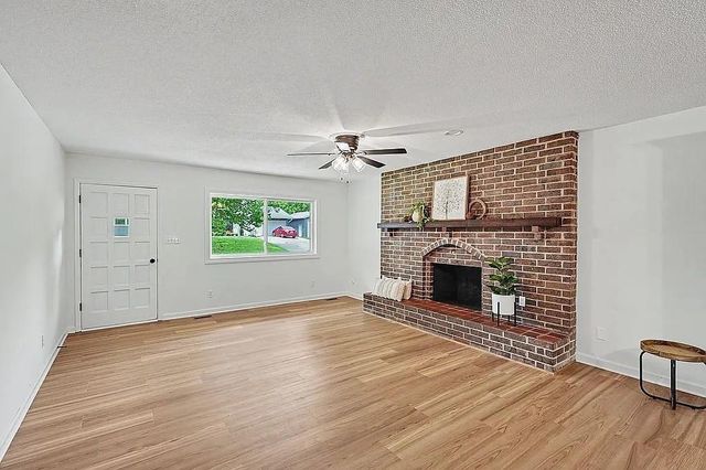 820 Pine Street, Eudora, KS 66025