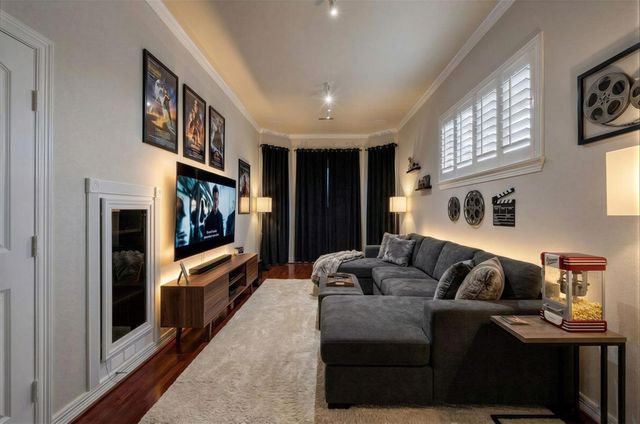 205 Del Monte Drive, Friendswood, TX 77546