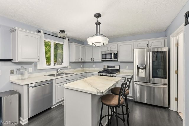 3553 Beaumont Drive, Brunswick, OH 44212