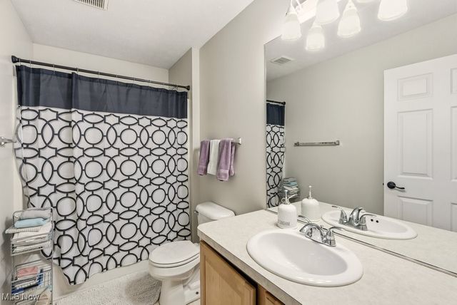 3553 Beaumont Drive, Brunswick, OH 44212