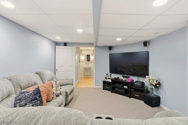 3553 Beaumont Drive, Brunswick, OH 44212