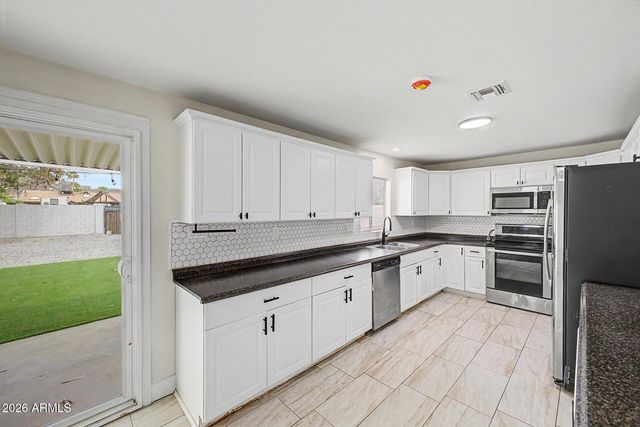 10633 N 17TH Avenue, Phoenix, AZ 85029
