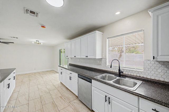 10633 N 17TH Avenue, Phoenix, AZ 85029