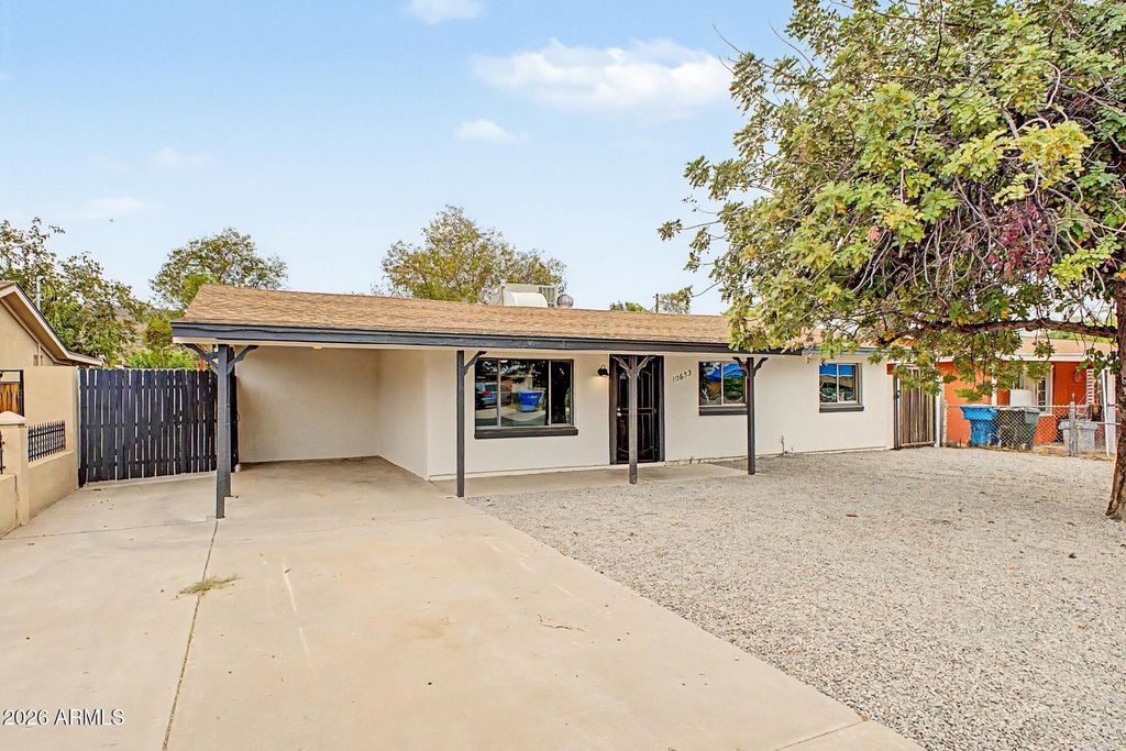 10633 N 17TH Avenue, Phoenix, AZ 85029 — photo 2