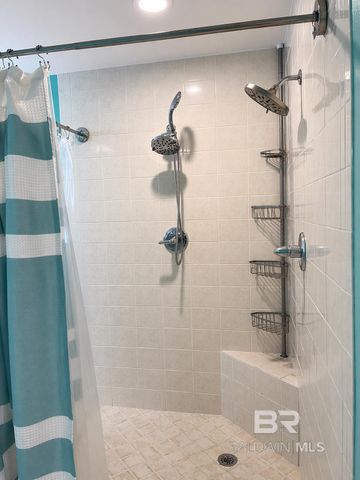 6991 Manskow Lane, Gulf Shores, AL 36542
