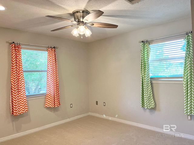 6991 Manskow Lane, Gulf Shores, AL 36542