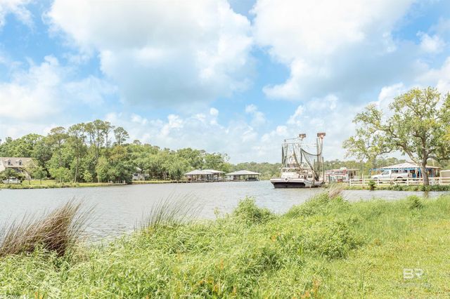 6991 Manskow Lane, Gulf Shores, AL 36542