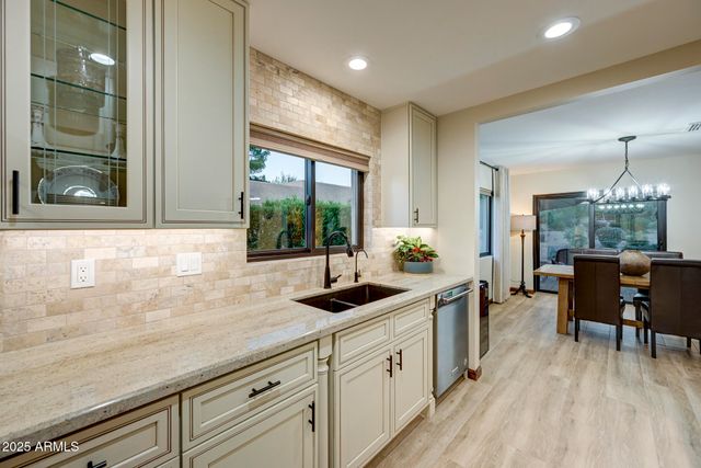 1820 Eagle Claw Drive, Carefree, AZ 85377