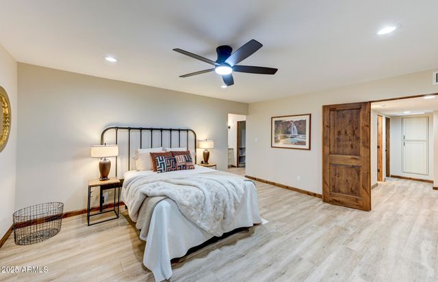 1820 Eagle Claw Drive, Carefree, AZ 85377