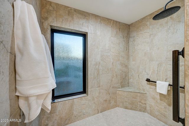 1820 Eagle Claw Drive, Carefree, AZ 85377