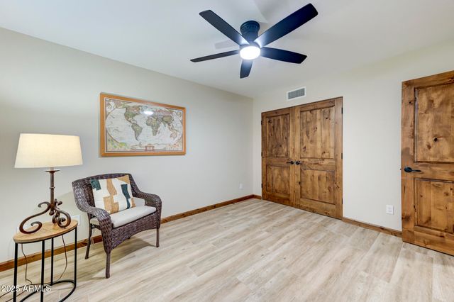 1820 Eagle Claw Drive, Carefree, AZ 85377