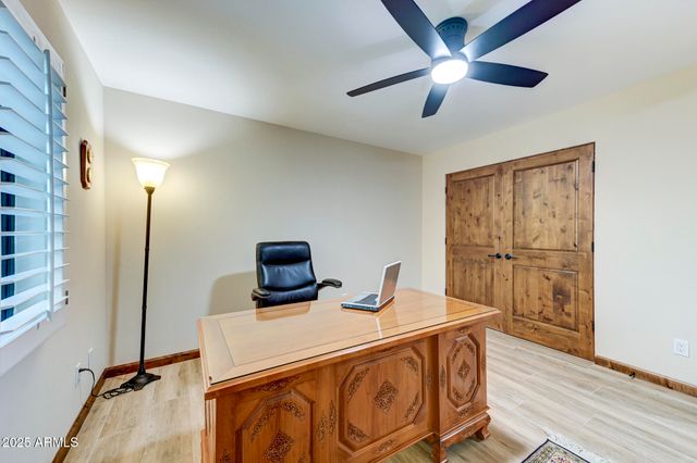 1820 Eagle Claw Drive, Carefree, AZ 85377