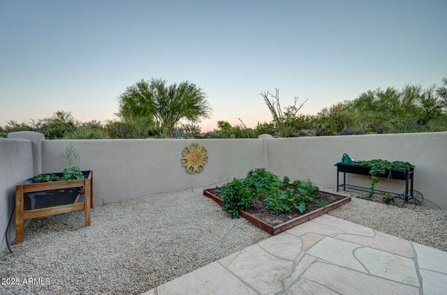 1820 Eagle Claw Drive, Carefree, AZ 85377