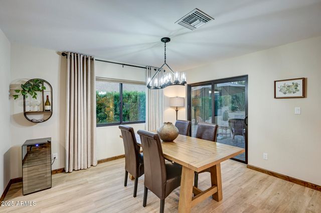 1820 Eagle Claw Drive, Carefree, AZ 85377