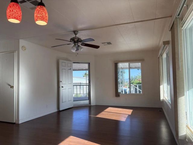 1490 S Orange Ave 127, El Cajon, CA 92020