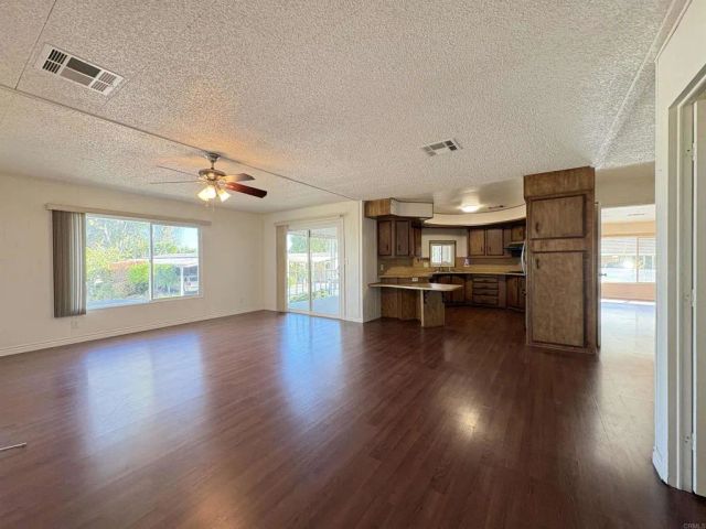 1490 S Orange Ave 127, El Cajon, CA 92020