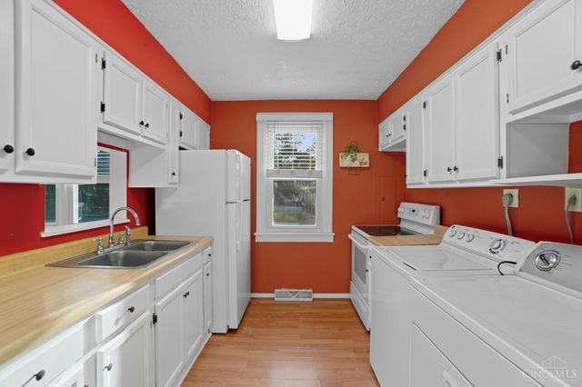 1274 St Rt 131, Miami Twp, OH 45150