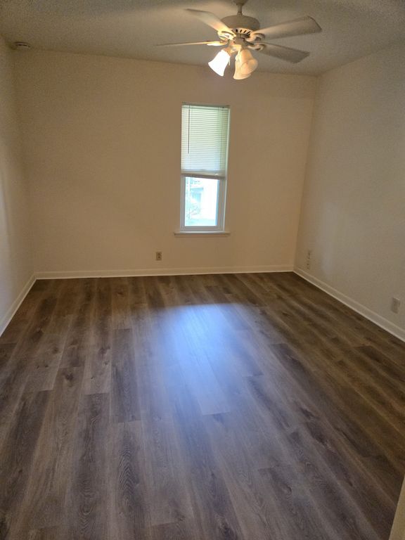 555 N DuPont Ave Apt A17, Madison, TN 37115