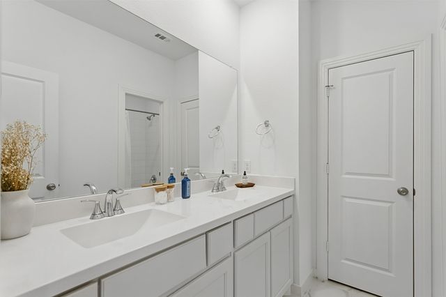1152 Queensdown Way, Forney, TX 75126