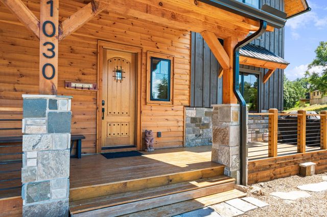 1030 High Valley Overlook, Banner Elk, NC 28604