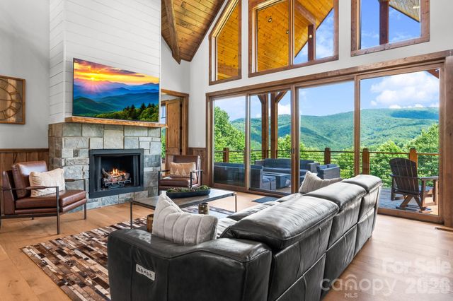 1030 High Valley Overlook, Banner Elk, NC 28604