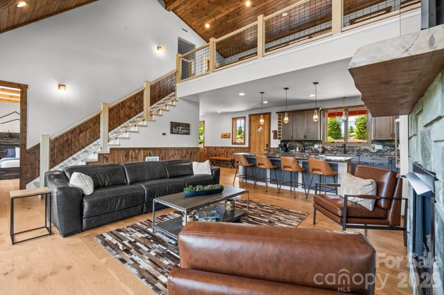 1030 High Valley Overlook, Banner Elk, NC 28604