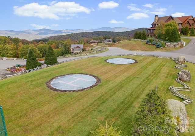 1030 High Valley Overlook, Banner Elk, NC 28604