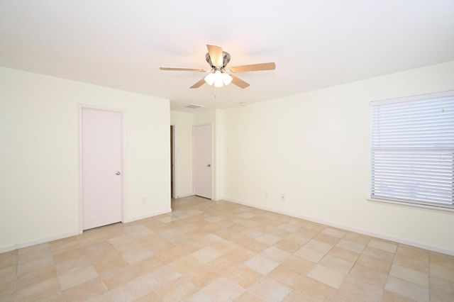 15639 Western Skies Drive, Houston, TX 77086