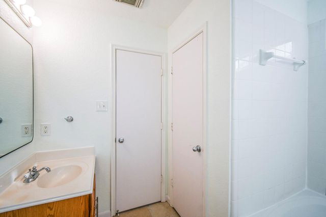 15639 Western Skies Drive, Houston, TX 77086