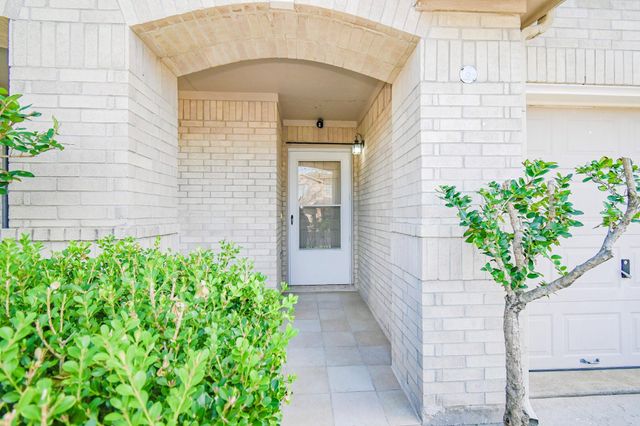 15639 Western Skies Drive, Houston, TX 77086