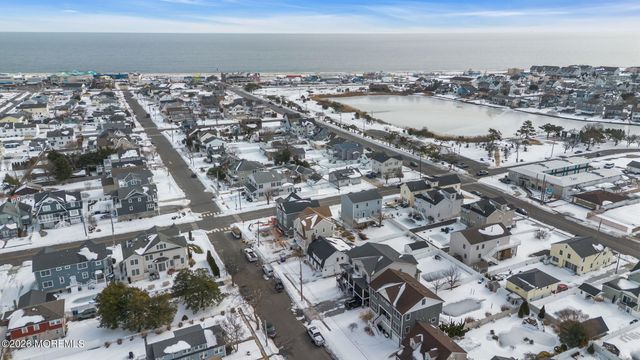 202 Central Avenue, Point Pleasant Beach, NJ 08742