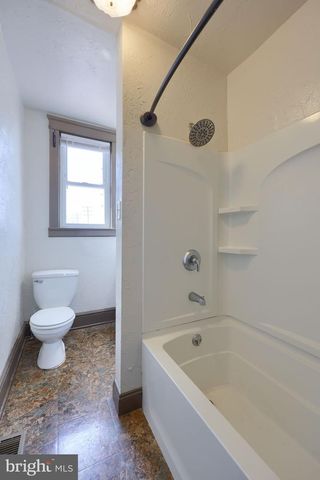 1656 MONROE ST, York, PA 17404