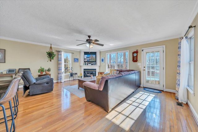 5873 Buckland Mill RD, Roanoke, VA 24019