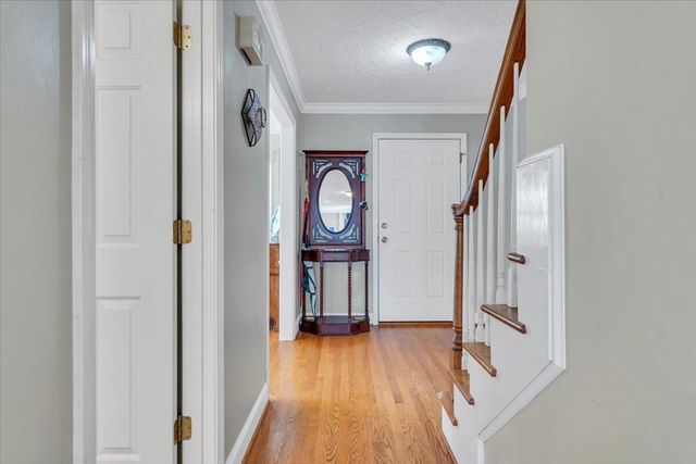 5873 Buckland Mill RD, Roanoke, VA 24019