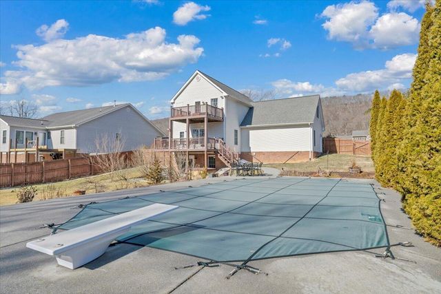 5873 Buckland Mill RD, Roanoke, VA 24019