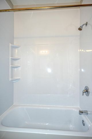 12 Hayes 12, Maynard, MA 01754