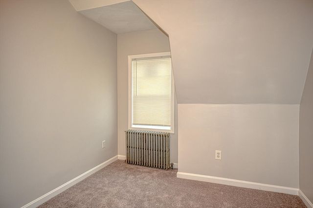 12 Hayes 12, Maynard, MA 01754